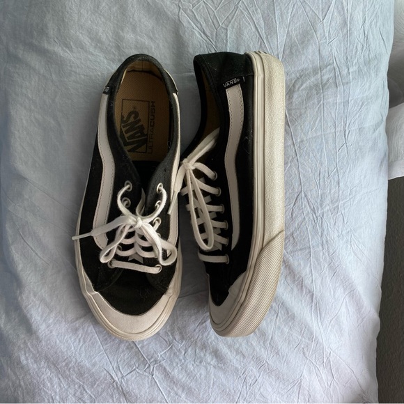 vans - Picture 4 of 4